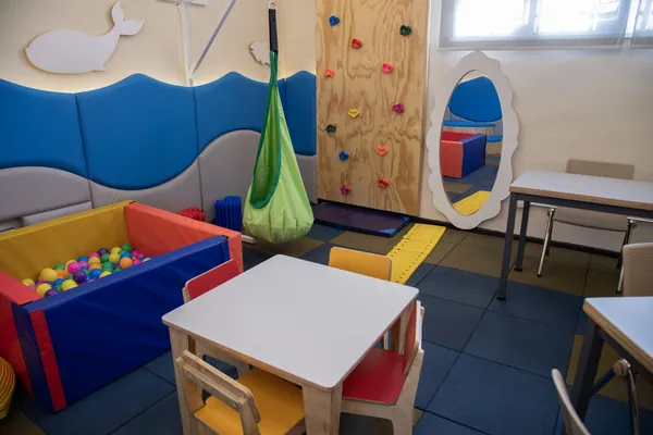 Rincón de juego y trepa · Sala de Calma y Sensorial, Escuela Santa Teresita de Independencia